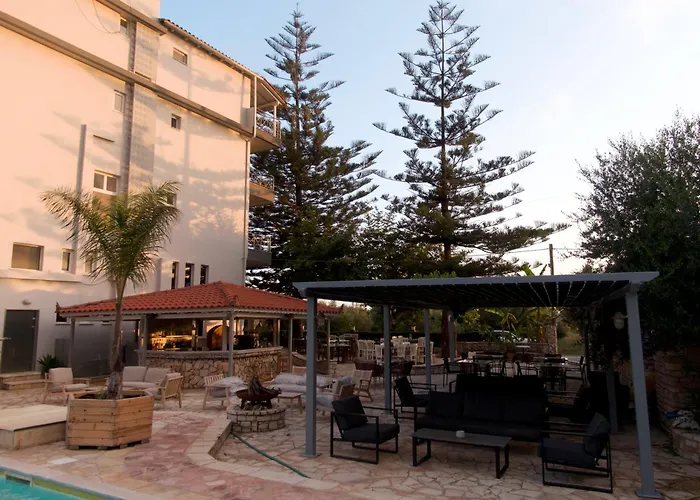 Kaiafas Lake Hotel